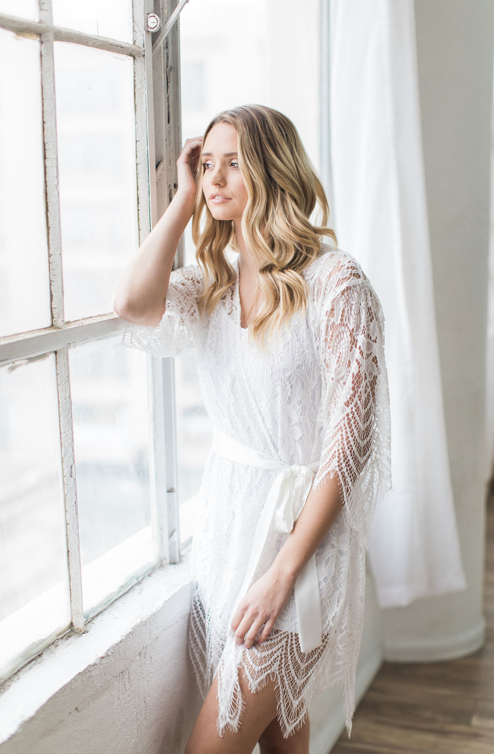 Bridal Lace Robe Short